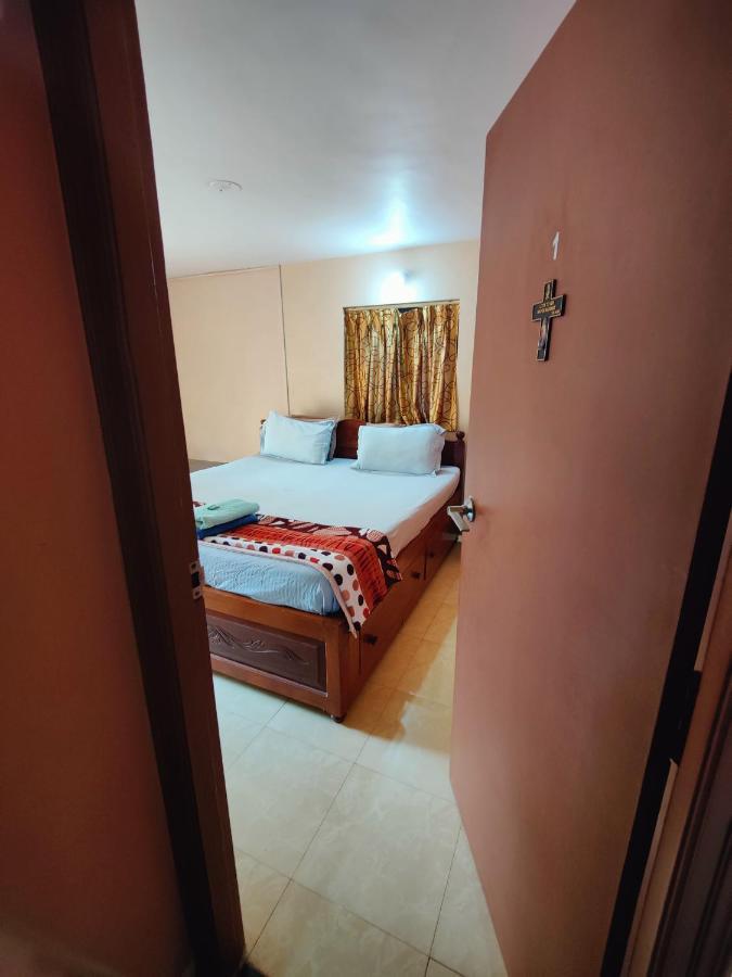 فندق Menezes House باناجي المظهر الخارجي الصورة