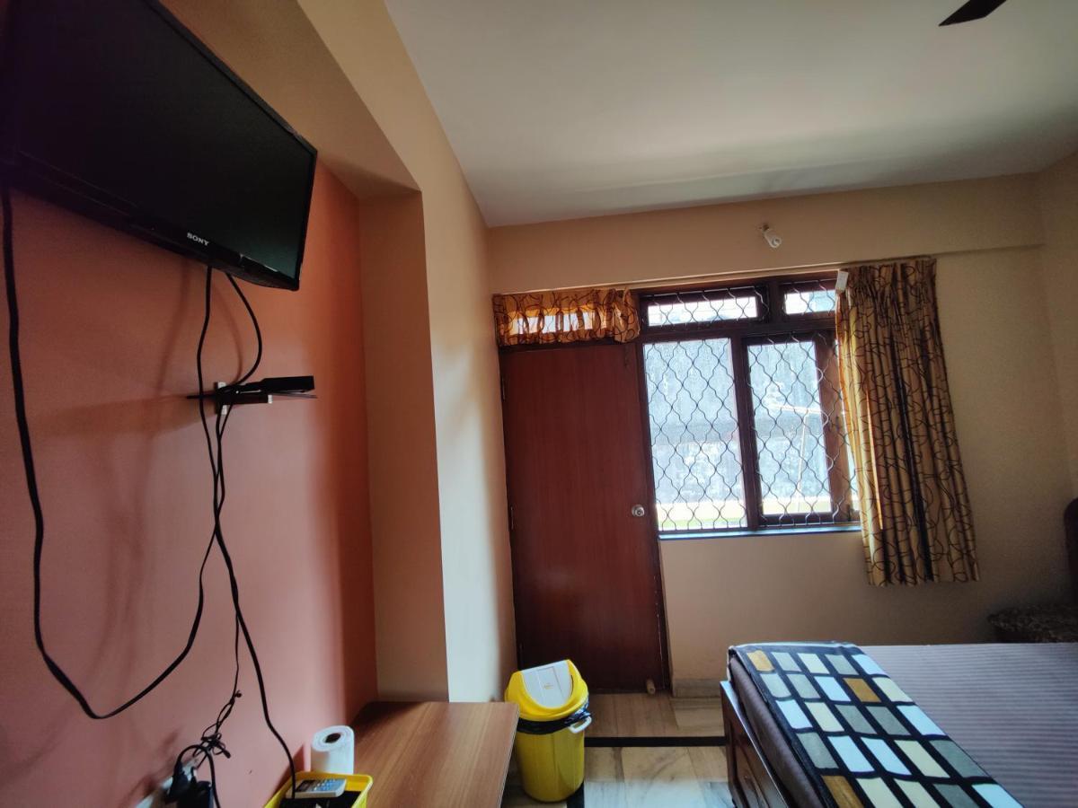 فندق Menezes House باناجي المظهر الخارجي الصورة